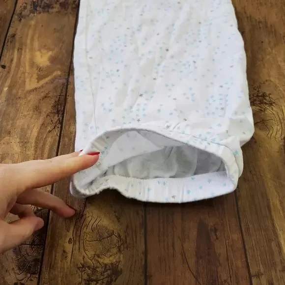 10 Piece Lot of Baby Clothing Mostly Size NB - Picture 11 of 13